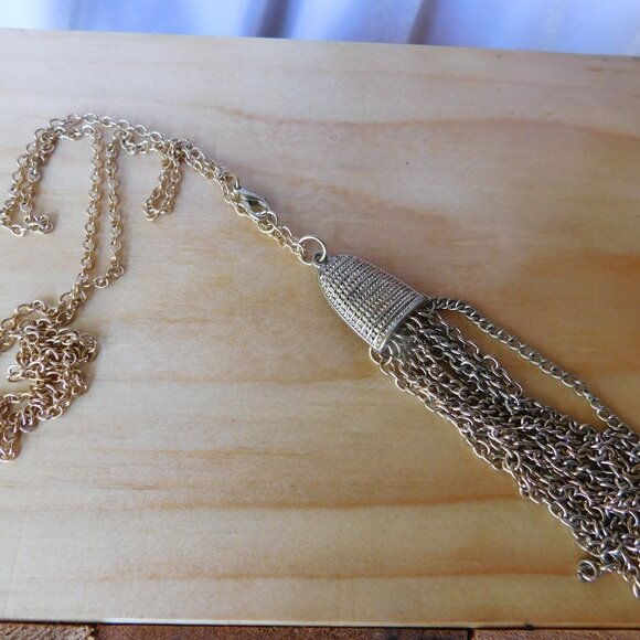 Ladies gold plated Necklace - Picture 4 of 4